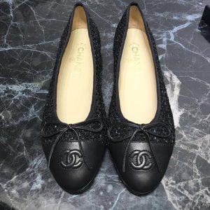 Chanel black lambskin/tweed ballerina flats